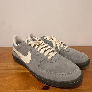 NWOT Nike Field General Men’s Sneakers in Light Army\Clay. Size 11